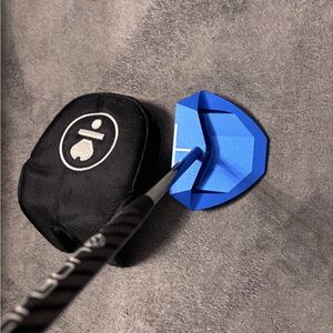 LAB Golf 34” RH Blue OZ.1i Golf Putter with Headcover